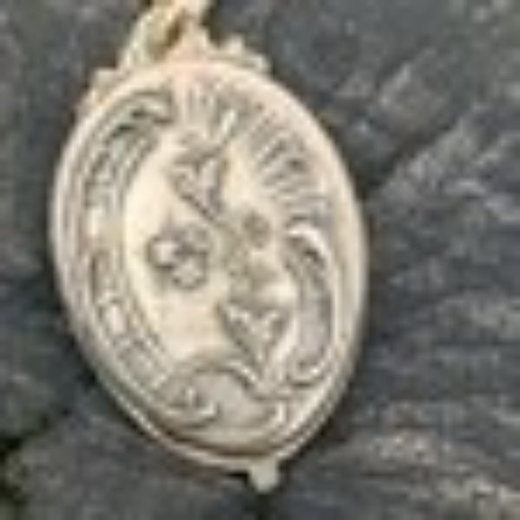 One-of-a-Kind Artisan Crafted Rosary & 1920 French Double Sided Pendant Necklace - Picture 6 of 8